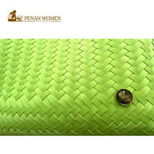 Load image into Gallery viewer, Product Image PENAN WOMEN PROJECT Everyday Tote Bag Medium Green 001
