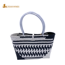 Load image into Gallery viewer, PENAN WOMEN PROJECT Everyday Tote Bag Black &amp; White
