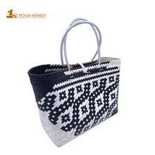 Load image into Gallery viewer, PENAN WOMEN PROJECT Everyday Tote Bag Black &amp; White
