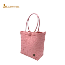 Load image into Gallery viewer, PENAN WOMEN PROJECT Flower Bag Light Carisma Pink
