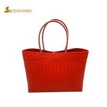 Load image into Gallery viewer, PENAN WOMEN PROJECT Everyday Tote Bag Chili Red
